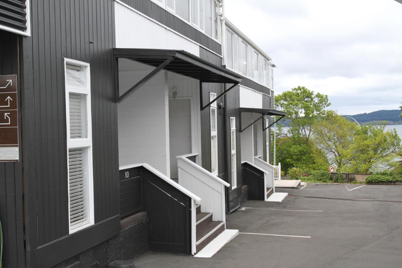 Vu Thermal Lodge - Adults Only Motel Taupo Ngoại thất bức ảnh