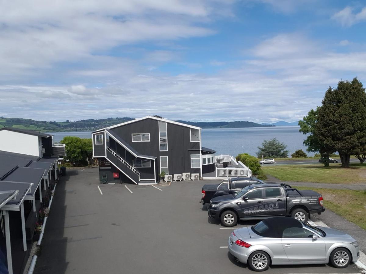Vu Thermal Lodge - Adults Only Motel Taupo Ngoại thất bức ảnh