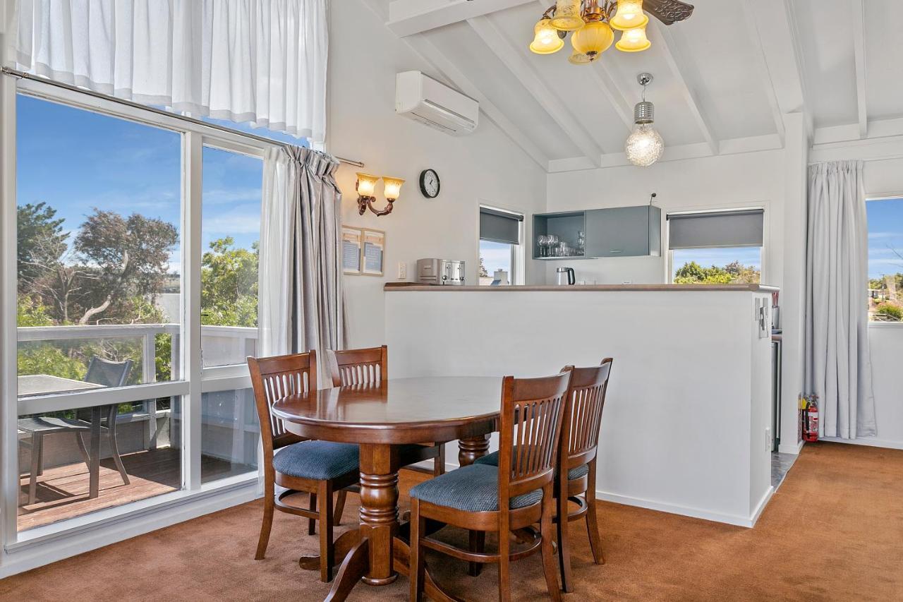 Vu Thermal Lodge - Adults Only Motel Taupo Ngoại thất bức ảnh