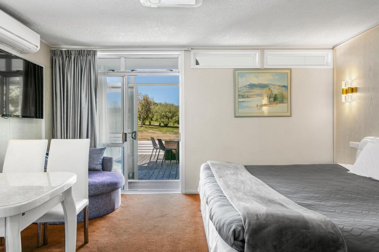 Vu Thermal Lodge - Adults Only Motel Taupo Ngoại thất bức ảnh