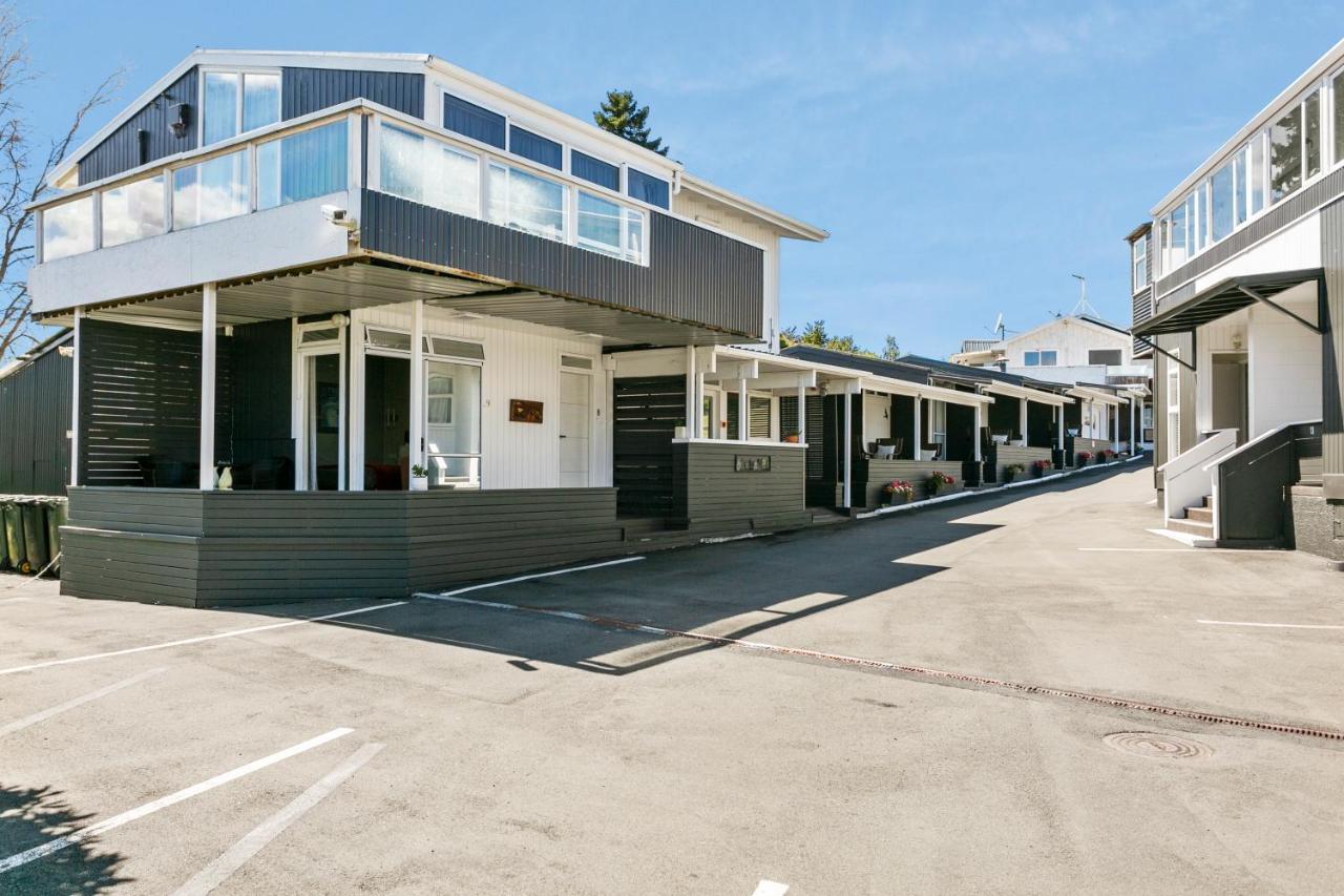 Vu Thermal Lodge - Adults Only Motel Taupo Ngoại thất bức ảnh