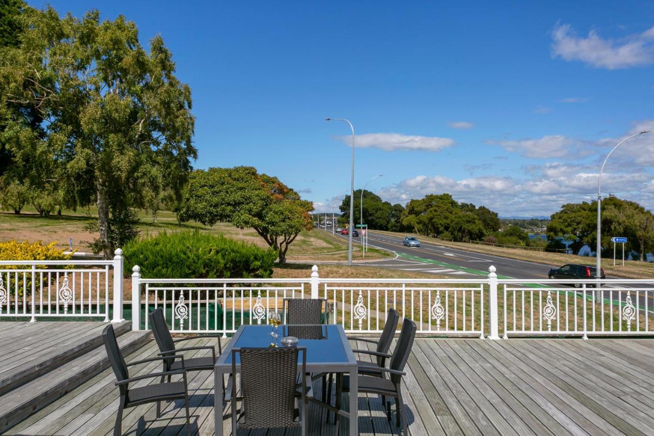 Vu Thermal Lodge - Adults Only Motel Taupo Ngoại thất bức ảnh