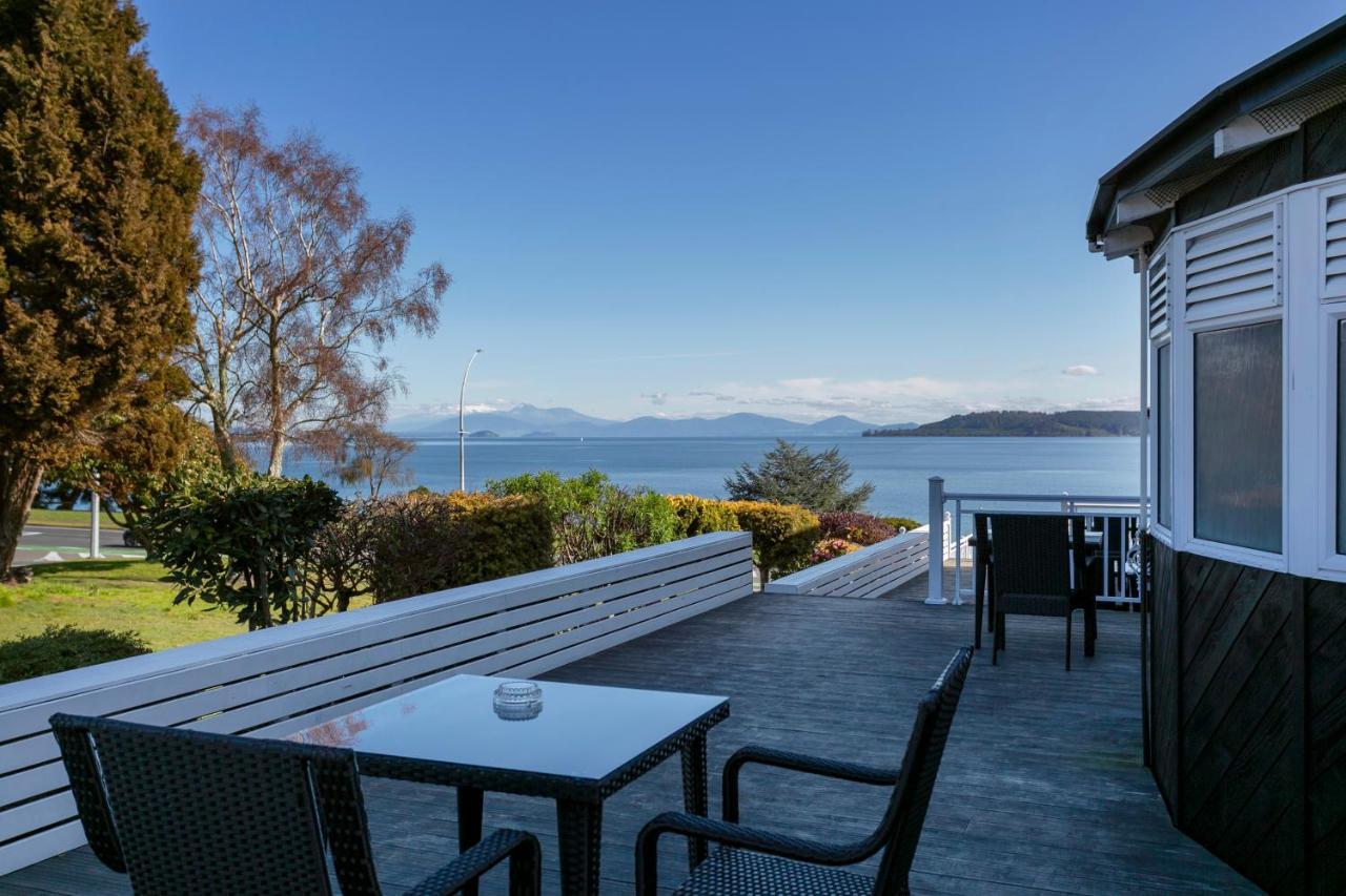 Vu Thermal Lodge - Adults Only Motel Taupo Ngoại thất bức ảnh