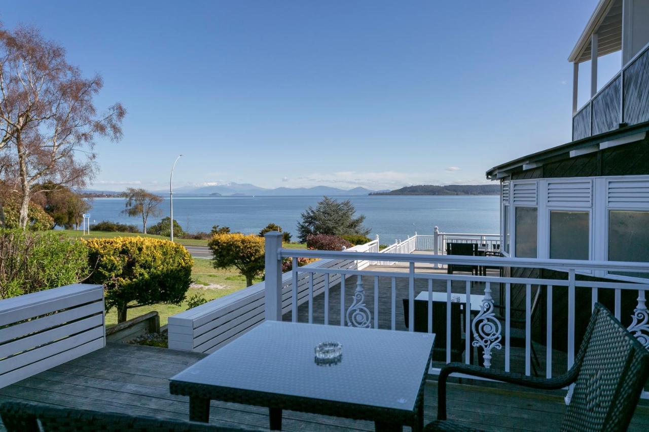 Vu Thermal Lodge - Adults Only Motel Taupo Ngoại thất bức ảnh